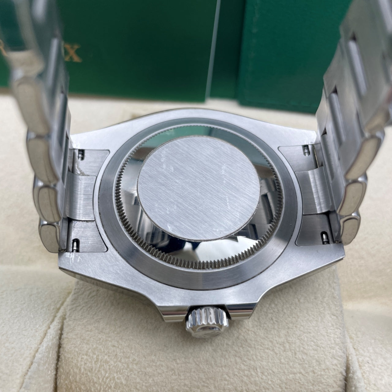 Pre-owned Rolex Submariner 41mm Men's Watch - ref 126610LV Green Bezel & Black Dial Starbucks (2023)