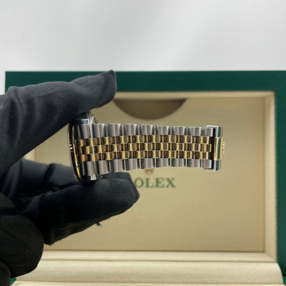 Pre-owned Rolex Datejust 36 36mm Men's Watch - ref 126232 Black & Diamond Dial