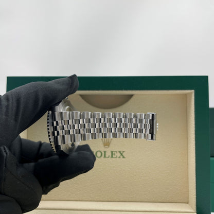 Pre-owned Rolex GMT-Master II 40mm Men's Watch - ref 126710BLNR Black Dial Bat Girl