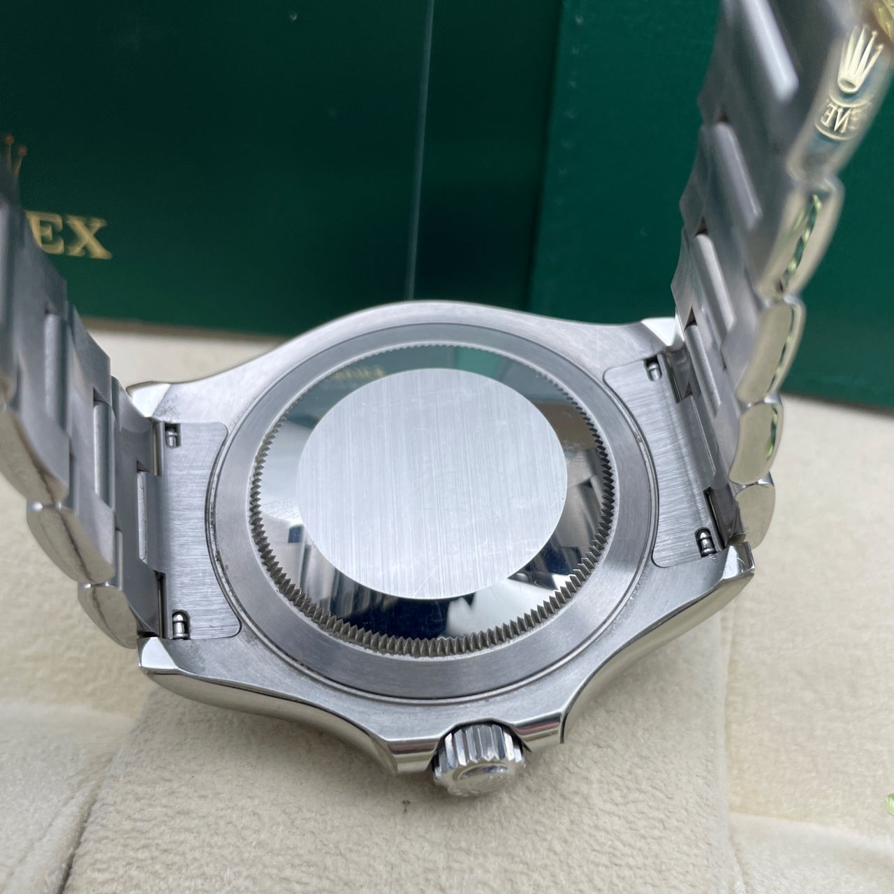 中古 ロレックス ヨットマスター 40 40mm メンズ腕時計 - Ref. 126621 ブラックダイヤル (2024)