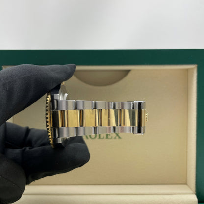 Pre-owned Rolex Submariner Date 41mm Men's Watch - ref 126613LN Black Dial