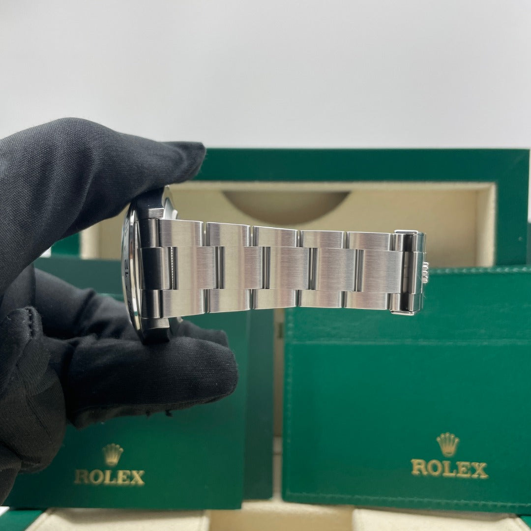 中古 ロレックス エクスプローラー II 42mm メンズ腕時計 - Ref. 226570 ブラックダイヤル (2024)