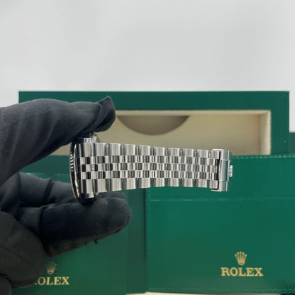 Pre-owned Rolex Datejust 36 36mm Men's Watch - ref 126234 Purple Dial (2023)