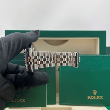 Pre-owned Rolex GMT-Master II 40mm Men's Watch - ref 126710BLRO Black Dial Pepsi (2023)