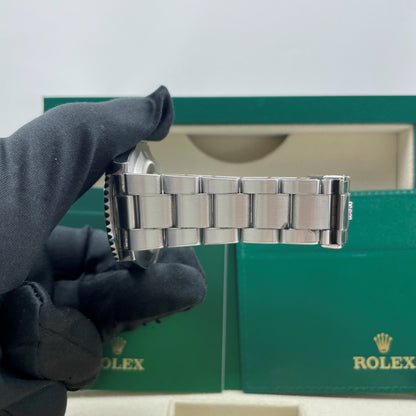 Pre-owned Rolex Submariner 41mm Men's Watch - ref 126610LV Green Bezel & Black Dial Starbucks (2023)