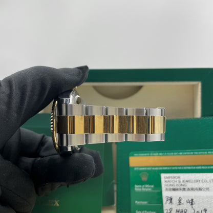 Pre-owned Rolex Sky-Dweller 42mm Men's Watch - ref 326933 Champagne Dial (2019)