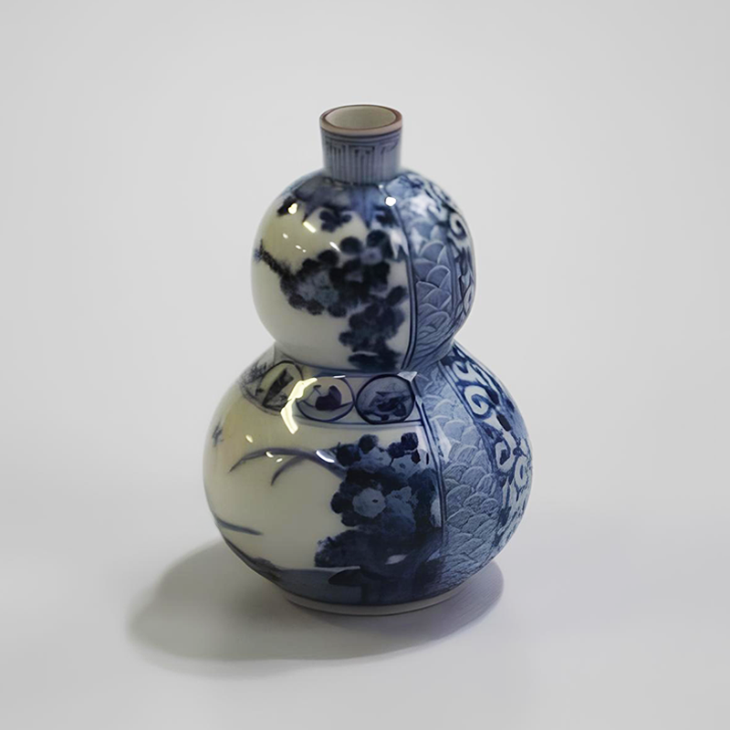 Kutani Ware Japanese Porcelain 