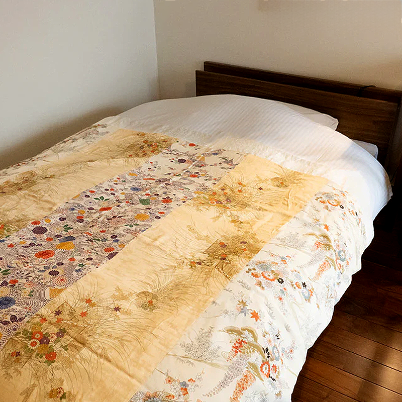 Hisui Kimono Heritage Bed Cover